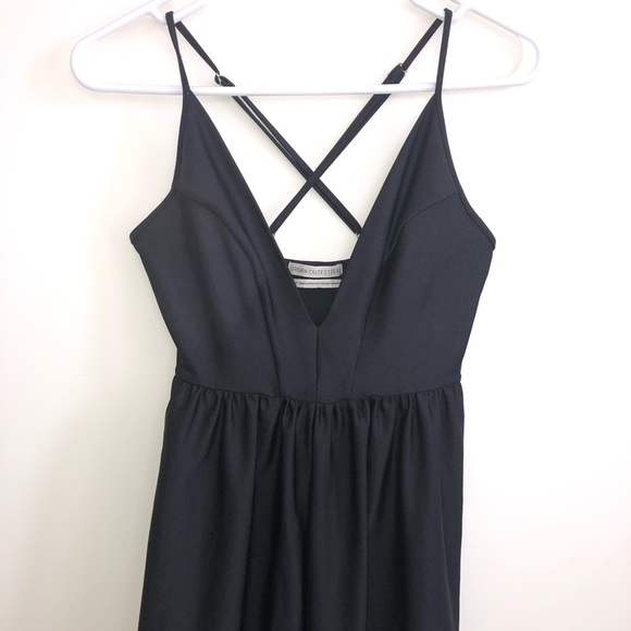 ⭐️UO Gianni Plunging Romper - Picture 2 of 5